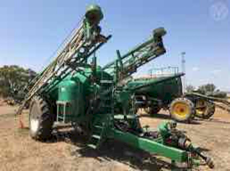 WANTED 5000L 28-30m Tow Behind Sprayer