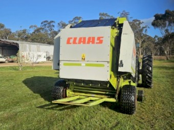Claas Variant 260 Round Baler