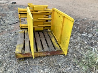 Wool or Hay Bale Grab