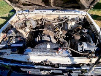 1991 SR5 2.8L Toyota Hilux