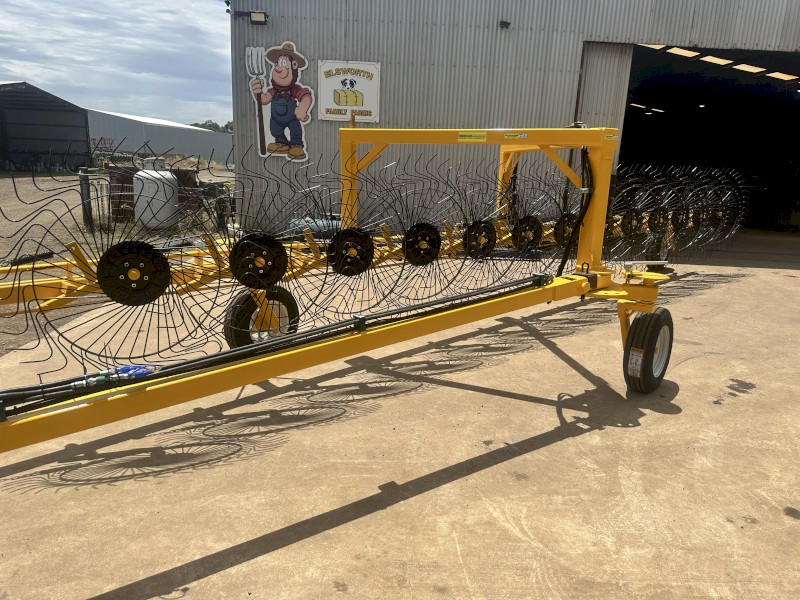 New Elsworth Hay Rake Inline