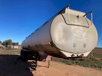 Highgate Tri-Axle 35680L Tanker