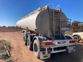Highgate Tri-Axle 35680L Tanker