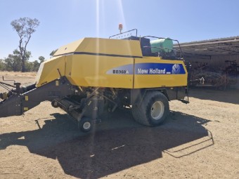 New Holland BB960A  Baler