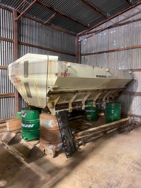 Marshall 880T Spreader