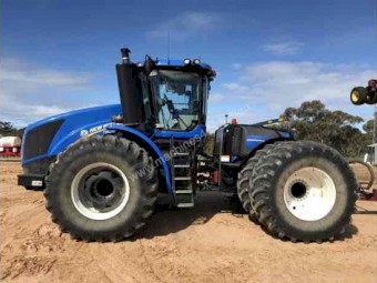 WANTED New Holland Or Case IH 4WD Tractor