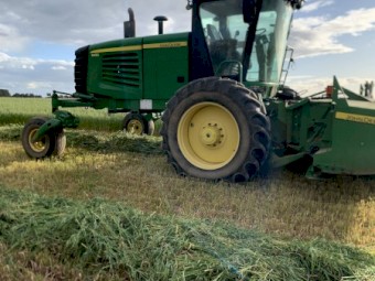 2011 John Deere R450 Windrower with Mower and Front