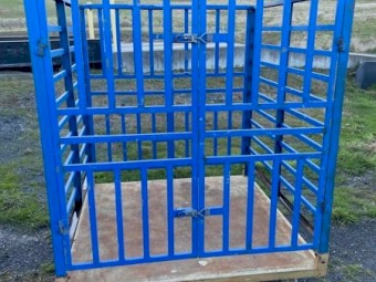 Cage with Wheels and Lifting Point