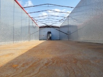 40ft x 5 ft white toa convertiblle trailer tipper