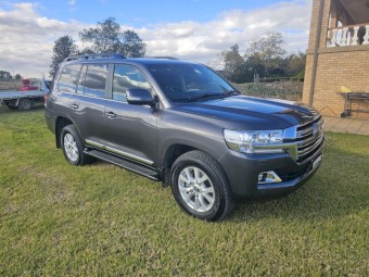2020 Toyota Landcruiser Sahara 200 Series Wagon