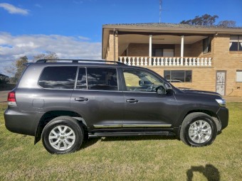 2020 Toyota Landcruiser Sahara 200 Series Wagon