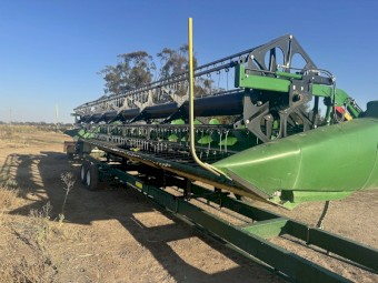 2024 John Deere 730D Draper Front