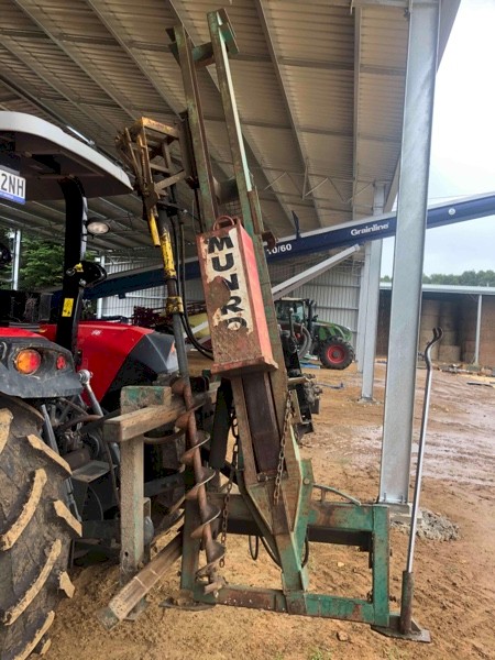 Munro Post Driver With Side Shift And Auger