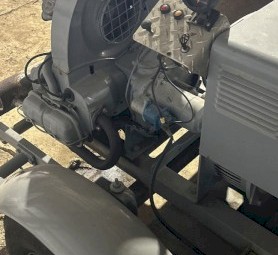 Lincoln Tracpac Welder