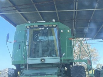 John Deere 9600 Header with 930 Front