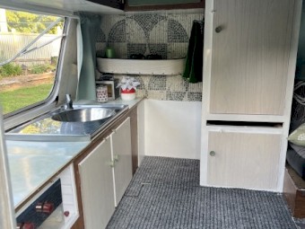 BRI-RAY Pop Down Microvan 