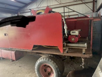 International C1300 4X4 Fire Truck