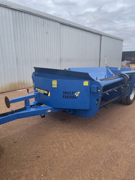 McIntosh 4 Bale Feeder