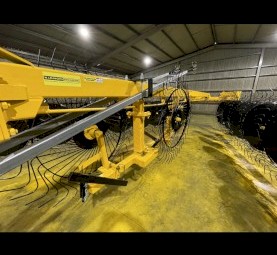 New Elsworth 14 Wheel V Rake