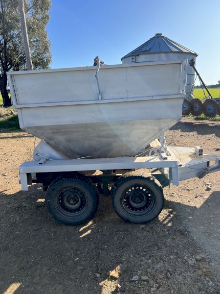 Feed Cart