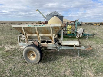     MULTI SPREAD.    Marshall    . trailing spreader