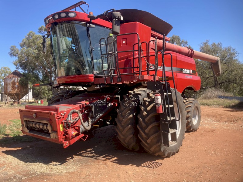 2012 Case IH 7230 Header with 40’ 2152 MacDon Front