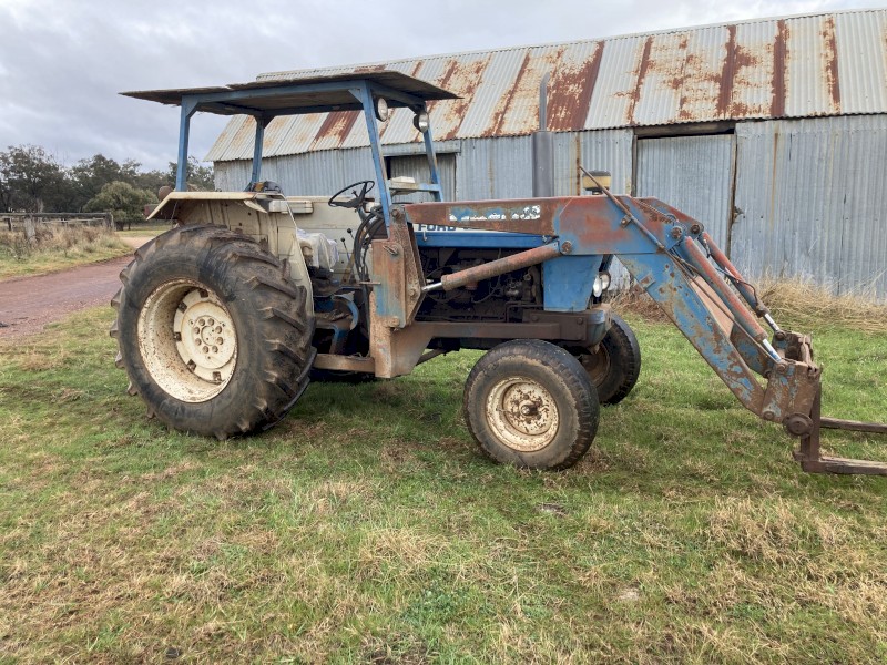 Ford 6600 Loader Tractor Farm Tender