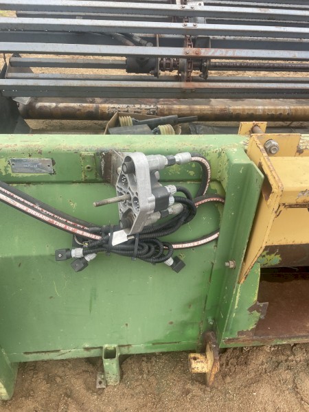 Claas Header to Phillips Pickup Adaptor plate 