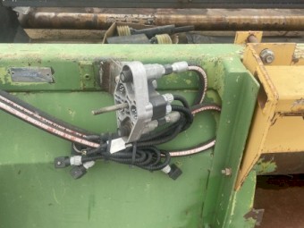 Claas Header to Phillips Pickup Adaptor plate 