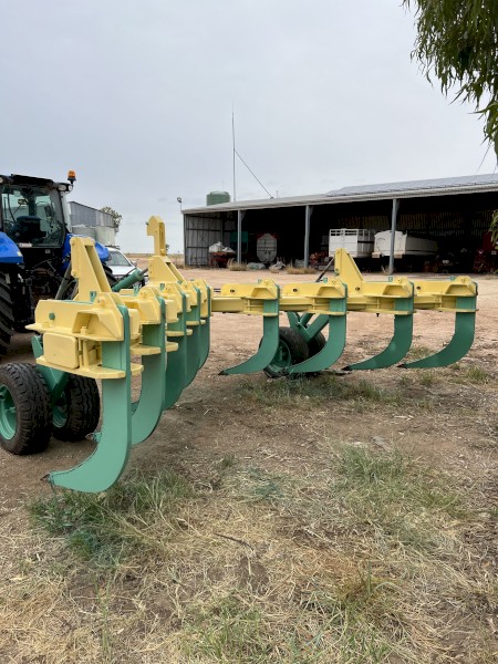Ausquip Subsoiler Ripper 9 tyne
