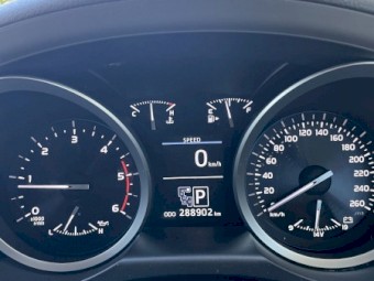 2014 Toyota Landcruiser Sahara Wagon