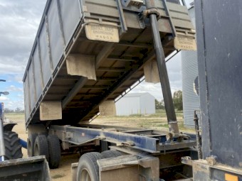 Freightliner FL112 Truck and Dog