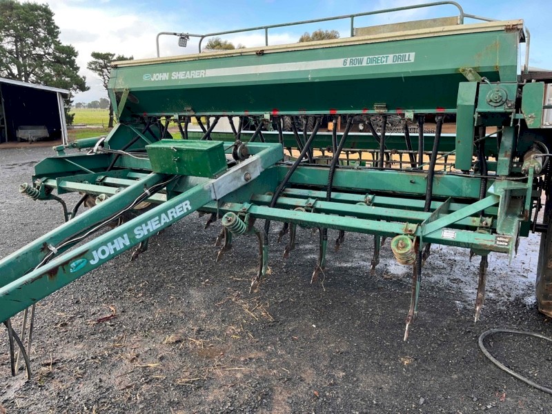 Under Auction - (A200) John Shearer TCD 27 Row 6/90 Combine 