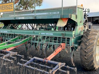 Under Auction - (A200) John Shearer TCD 27 Row 6/90 Combine 