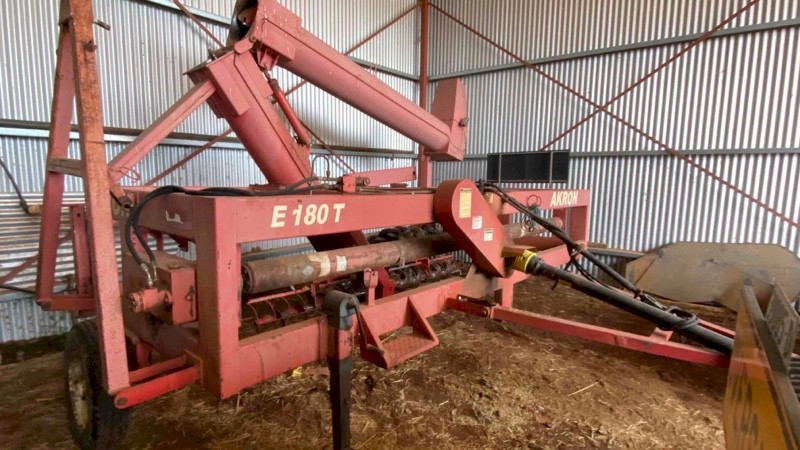 Akron Silo Bag Outloader