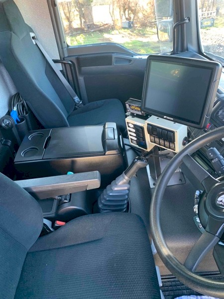 2018 MAN TGM 18.340 with 5024 Goldacre Prairie Advance Sprayer.