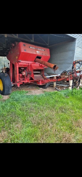 Massey Ferguson 587 seed cleaner