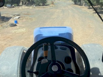 2011 New Holland T8.275 Tractor