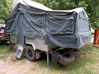 2016 Patron Black Series Camper Trailer