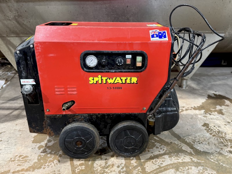 Spitwater 13-180H pressure washer