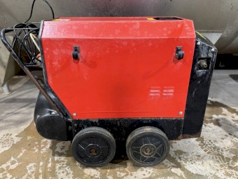 Spitwater 13-180H pressure washer