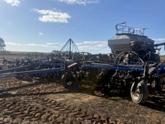 New Holland ST830 40ft 