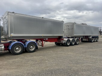 2001 Barry Stoodley B Double Tippers