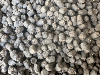 Innoculated Composted Chicken Manure Pellets for sale