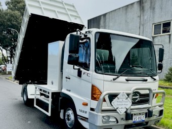 HINO FC 500! 2016! 3WAY TIPPER! ROADWORTHY DONE!