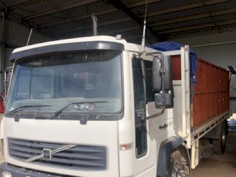 2003 Volvo FL 250 Tipper Tray Truck