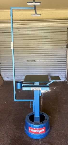 Heiniger grinding pedestal 