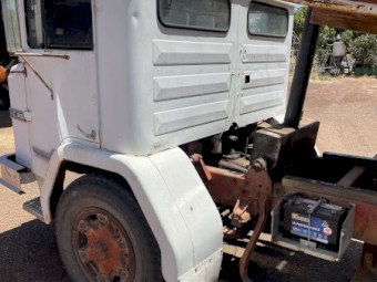 Acco C 1800 Grouper Truck with Tipping Tray