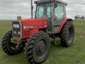 Massey Ferguson 3095 Tractor