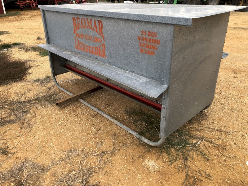 bromar 24 bag sheep feeder 